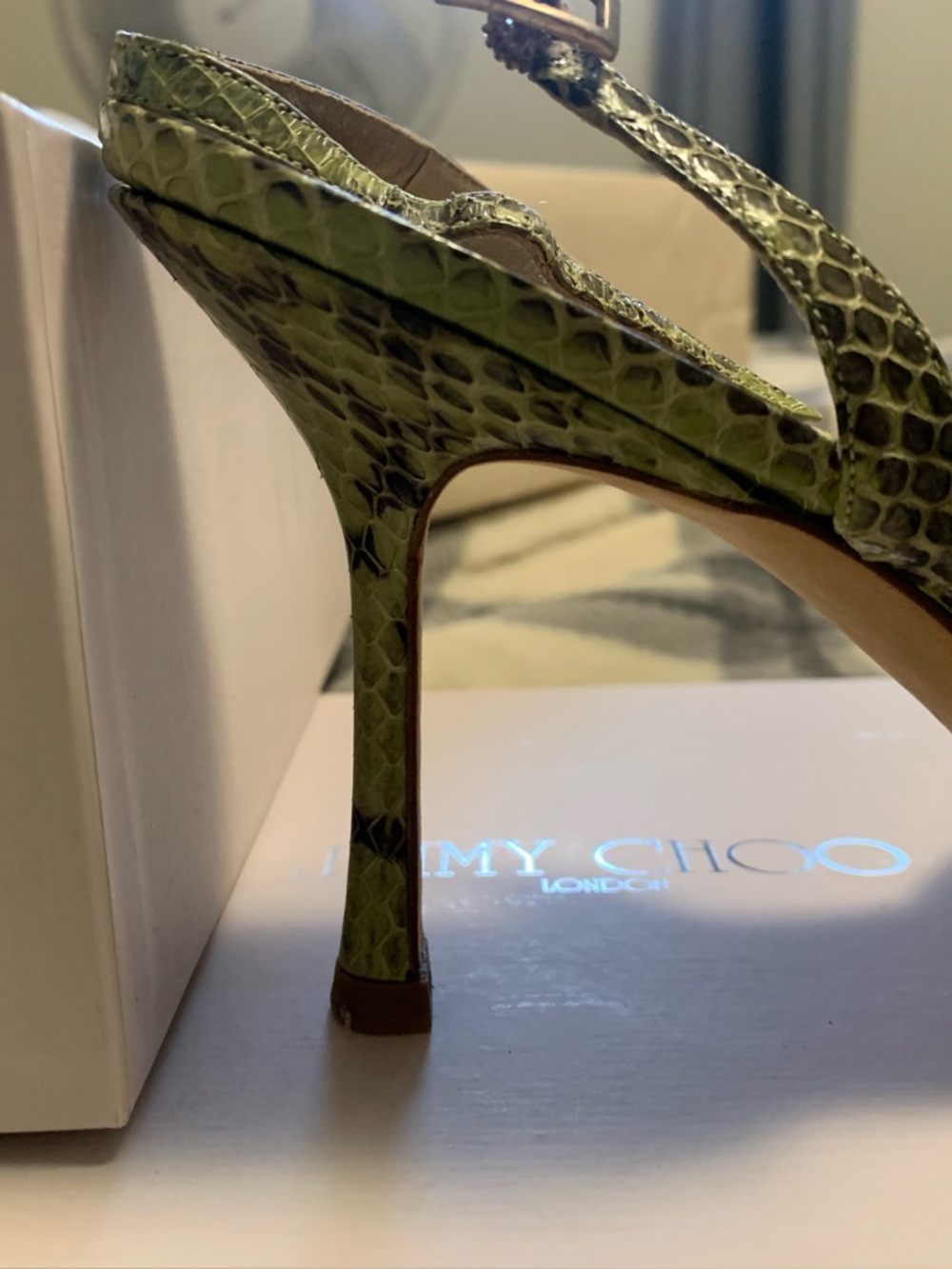 Jimmy Choo Cream Shopping Bag with Ribbon - Picture 10 of 11